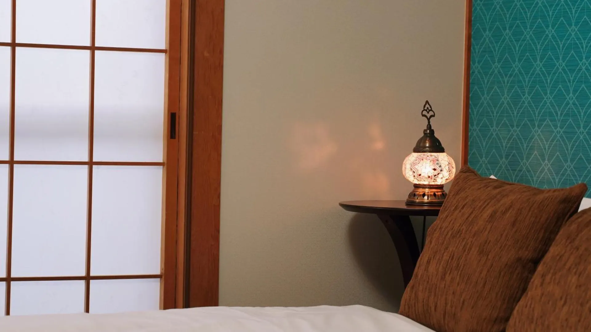 Guest house Usj5分钟!Meeno Home西九条 美の宿亲子民宿 马里奥手环 Refa美容花洒 大空间 出行便利 Osaka Japan